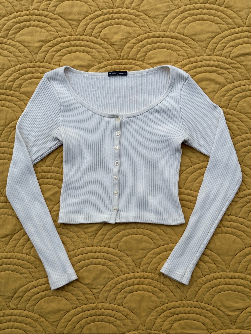 Brandy Melville white ribbed long sleeve cropped cardigan